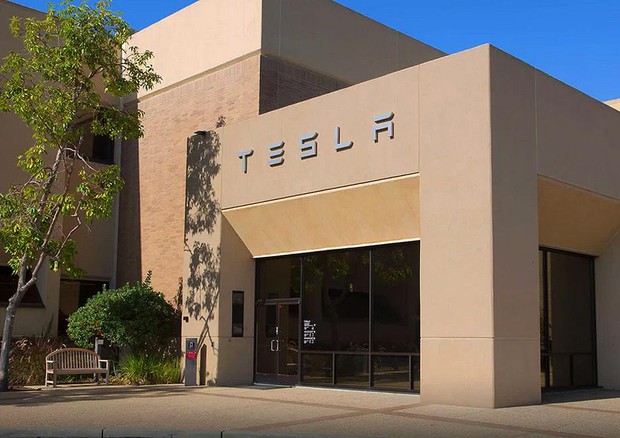 Tesla, certificati verdi salvano conti secondo trimestre © Tesla
