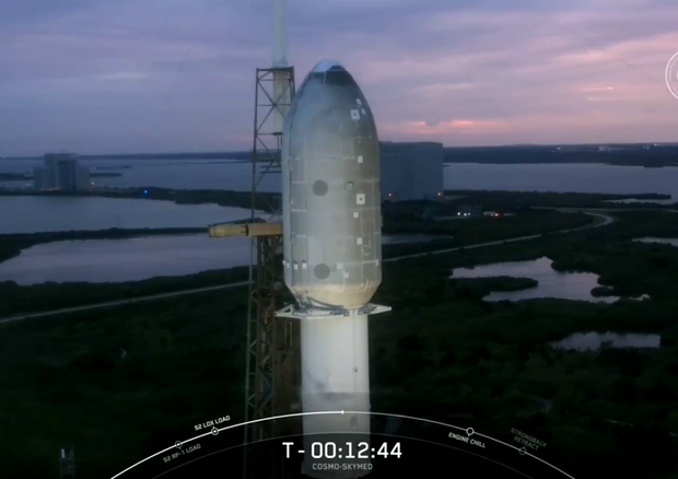 Il razzo Falcon 9, dopo il secondo rinvio consecutivo per maltempo (fonte: SpaceX) © Ansa