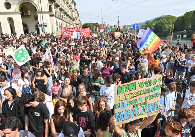 Global Climate Strike rally of Fridays for Future in Turin © ANSA