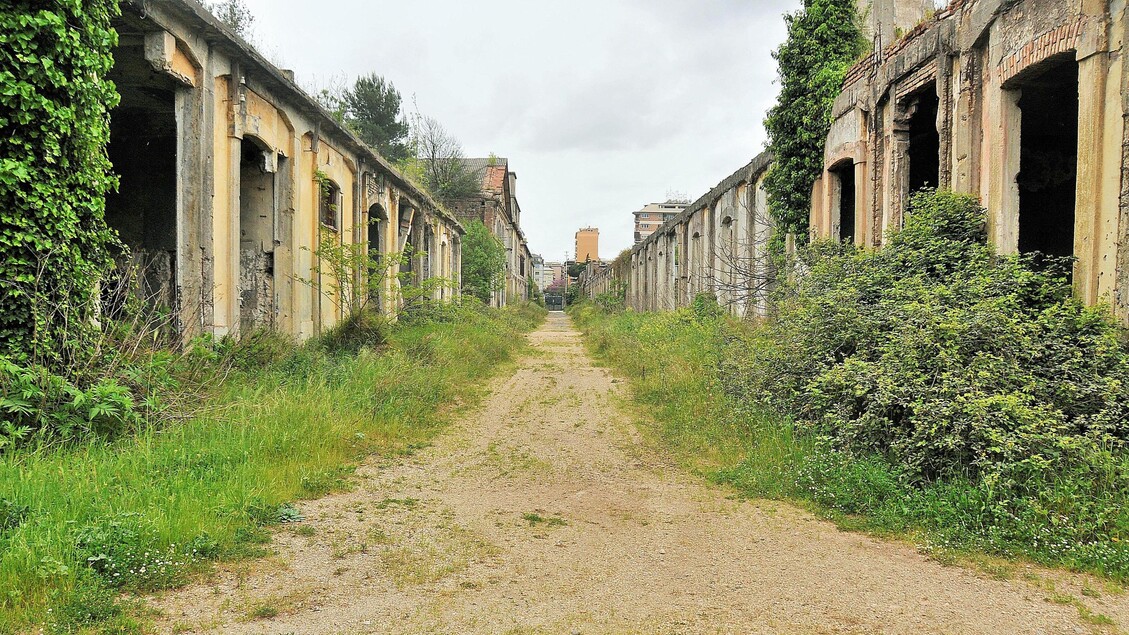 I ruderi del complesso industriale dell'ex Snia Viscosa