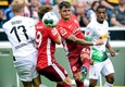 Bundesliga: M'gladbach- Duesseldorf 2-1 © 