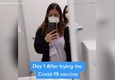 Covid, assistenti sanitarie smontano con ironia le fake news sui vaccini: i video su TikTok © ANSA