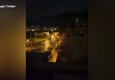 Terremoto in Turchia, lampi nel cielo durante la scossa che sembra non finire mai (ANSA)