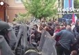 Kosovo, scontri fra manifestanti serbi e polizia: feriti anche 34 militari Nato (ANSA)