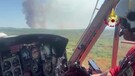 Incendio Carso, le immagini del rogo riprese dall'elicottero dei vigili del fuoco(ANSA)