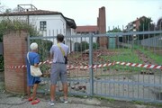 Maltempo a Chieri, crollata la ciminiera cinquecentesca del Vajro