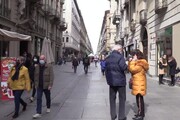 Primo sabato in zona arancione a Torino, passeggio in centro