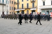 Maroni, applausi per la premier Meloni all'arrivo a Varese per i funerali