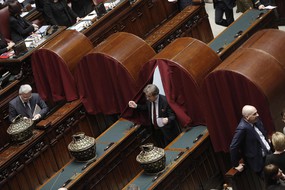 Un momento della riunione del Parlamento in seduta comune durante l'elezione del presidente della Repubblica nel 2015 (ANSA)