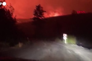 Incendi in Turchia, centinaia di roghi nella provincia di Mugla (ANSA)