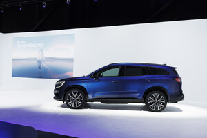 Nuovo Renault Espace è ancora 'voiture à vivre' (ANSA)