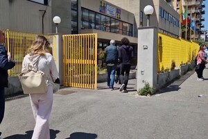 Comunali, seggi aperti a Catania: cittadini chiamati alle urne per eleggere il sindaco (ANSA)