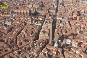 A Bologna 100 persone intercettate con valute non dichiarate (ANSA)