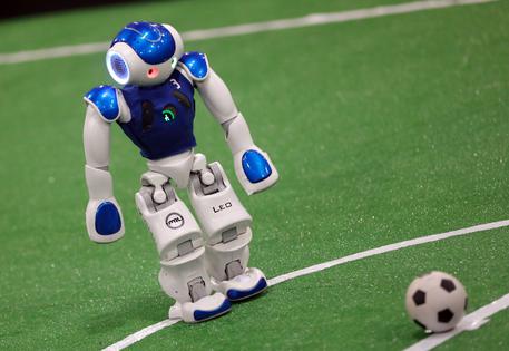Al via Maker Faire, AI sposa la robotica © EPA