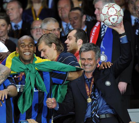 Jose' Mourinho, esulta dopo aver conquistato la Champions League © ANSA