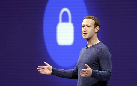 Facebook patteggia con Usa su privacy, paga 5 mld dlr © AP