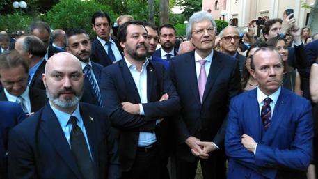 Villa Abamelek, residenza dell'ambasciatore russo. Il ministro dell'Interno Matteo Salvini partecipa a una festa con Gianluca Savoini(primo a sinistra) , giugno 2018 © ANSA