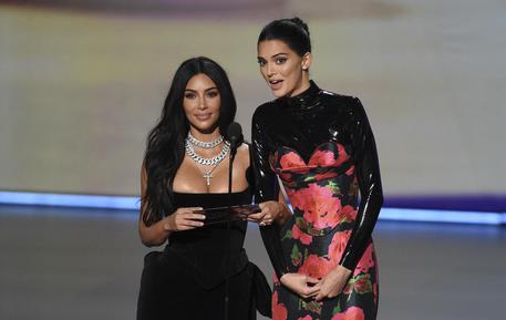 Kim Kardashian, Kendall Jenner © AP