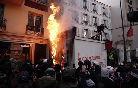 National day protest in France © EPA