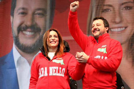Matteo Salvini e Lucia Borgonzoni, candidata alla presidenza della regione Emilia-Romagna per la  Lega, a Maranello © ANSA