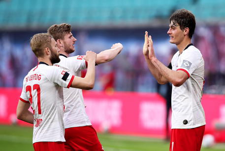 Bundesliga: Hertha frena Lipsia, Schick e Piatek in gol © EPA