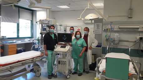 Nuovo ecografo per l'ospedale Parini di Aosta © Ansa