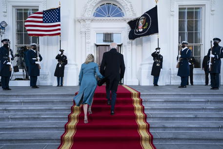 Joe Biden arrives to the White House © EPA