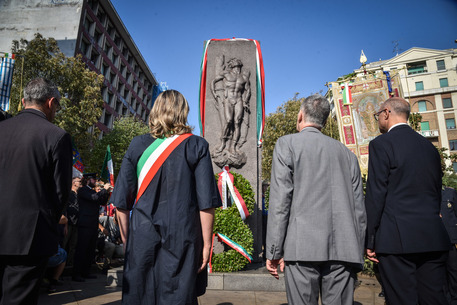 Cerimonia ufficiale in memoria dei martiri di piazzale Loreto © ANSA
