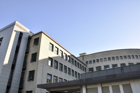 Sanita': Ospedale regionale Umberto Parini di Aosta
