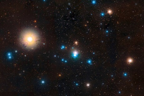 L'ammasso stellare delle Iadi (fonte: Giuseppe Donatiello, da Wikipedia)