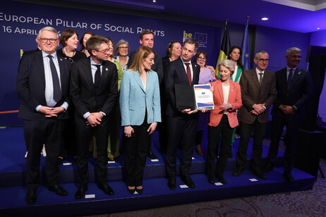 Le istituzioni europee firmano la dichiarazione di La Hulpe, sostenere i diritti sociali