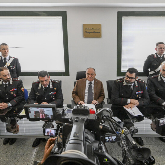 Il procuratore di Napoli Nicola Gratteri in conferenza stampa indetta dopo arresti