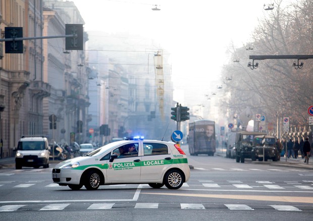Smog: nonostante blocco auto, a Milano Pm10 sale © ANSA