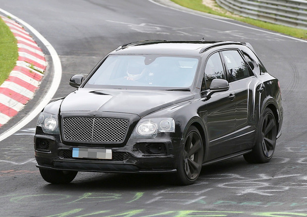 Bentley aggiungerà versione Speed 650 Cv alla gamma Bentayga © AutoEvolution