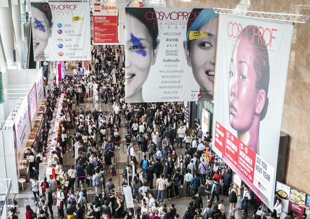 Cosmesi made in Italy, successo ad Hong Kong, export +23% © ANSA
