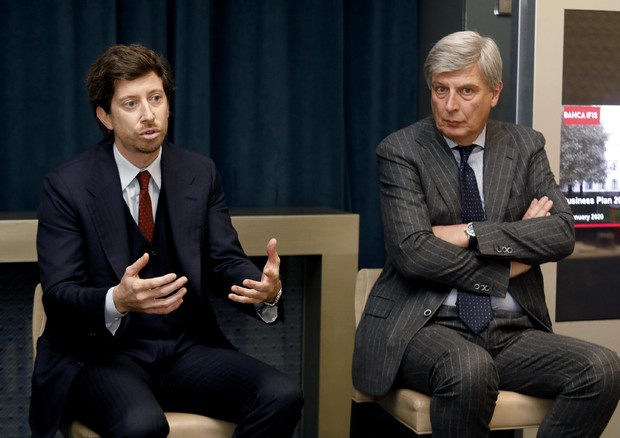 Il vice presidente di Banca Ifis, Ernesto Furstenberg Fassio e l'Ad Luciano Colombini © ANSA