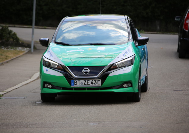 Batterie Nissan Leaf per progetto su energia rinnovabile © ANSA