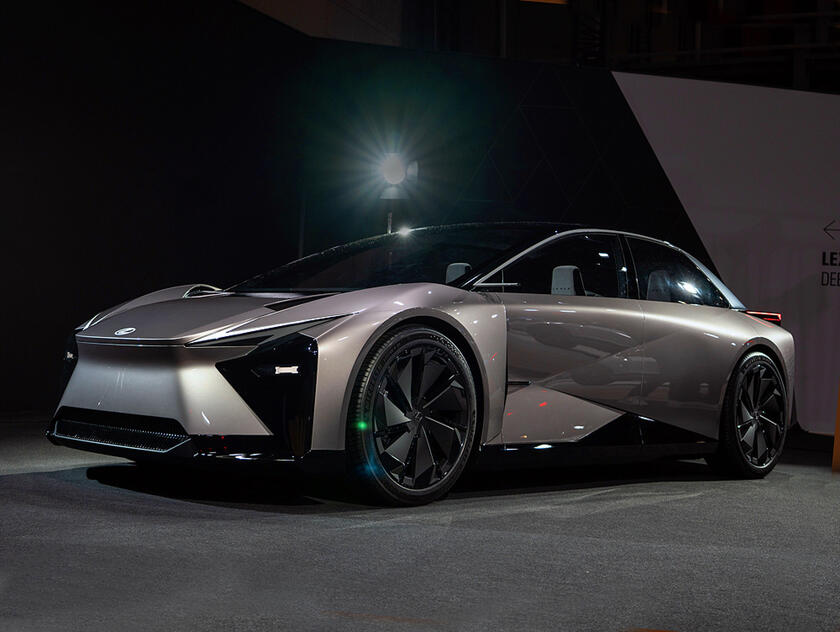 Nuovo design e nuove tecnologie per le Lexus dei prossimi anni © ANSA/Lexus