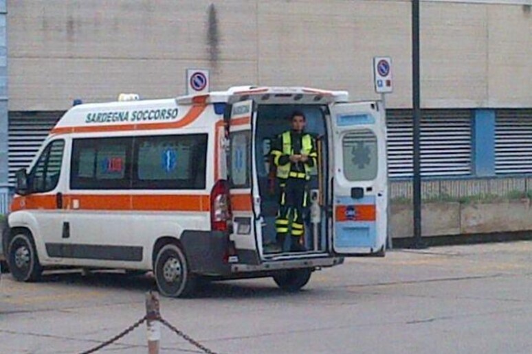 Cagliari ospedale Brotzu Pronto Soccorso e ambulanza - RIPRODUZIONE RISERVATA