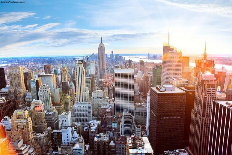 Lo skyline di New York - RIPRODUZIONE RISERVATA