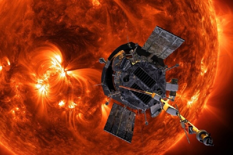 Rappresentazione artistica della sonda Parker della Nasa vicino al Sole (fonte: NASA/Johns Hopkins APL/Steve Gribben) - RIPRODUZIONE RISERVATA