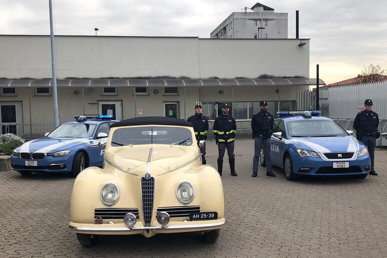 Auto Mille Miglia rubata recuperata da polizia - RIPRODUZIONE RISERVATA