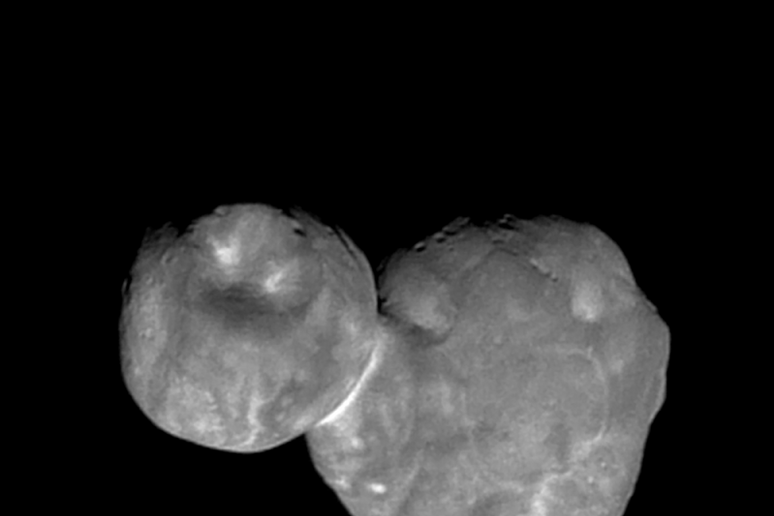 La foto più recente di Ultima Thule, il corpo celeste ai confini del Sistema Solare raggiunto dalla sonda New Horizons della Nasa il primo gennaio 2019 (fonte: NASA) - RIPRODUZIONE RISERVATA