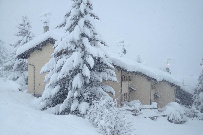 Neve in Valle d 'Aosta - RIPRODUZIONE RISERVATA