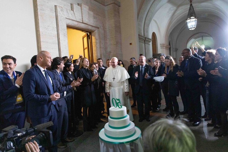 Papa Francesco inaugura la sede di Scholas Italia - RIPRODUZIONE RISERVATA