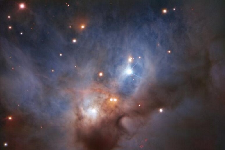 La nebulosa NGC 1788 sembra un pipistrello cosmico (fonte: ESO) - RIPRODUZIONE RISERVATA