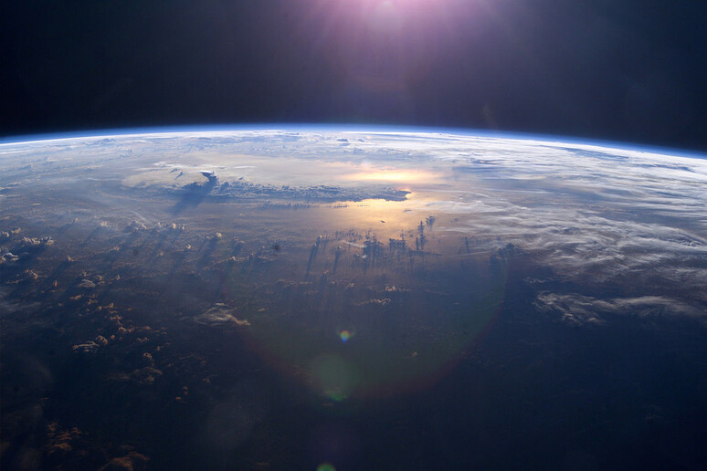 L 'oceano Pacifico visto dalla Stazione Spaziale (fonte: NASA) - RIPRODUZIONE RISERVATA