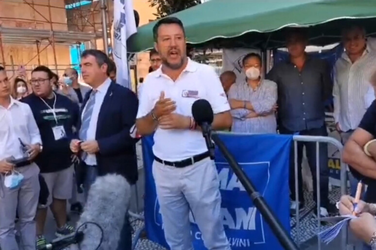 Matteo Salvini a Recco - RIPRODUZIONE RISERVATA