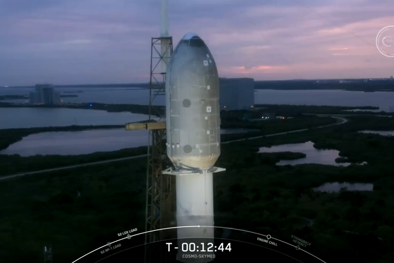 Il razzo Falcon 9, dopo il secondo rinvio consecutivo per maltempo (fonte: SpaceX) - RIPRODUZIONE RISERVATA