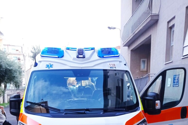 Ambulanza 118 - RIPRODUZIONE RISERVATA